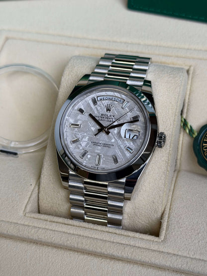Day-Date 40 Platinum Day-Date Smooth Bezel Meteorite Baguette Diamond Dial President Bracelet 228206